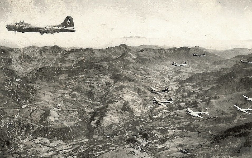 B-17 Flying Fortress — The 95th Bomb Group (H)